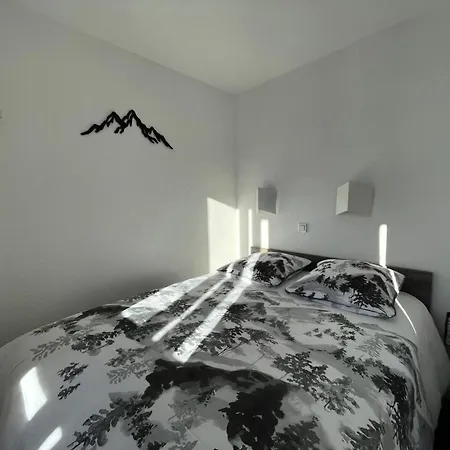 Necou - Pour 4 Avec Mae-3904 Apartment *